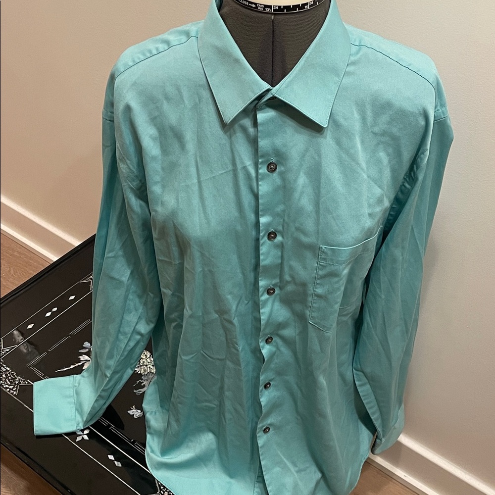 Van Heusen Lux Sateen Athletic Fit Turquoise Dress Shirt